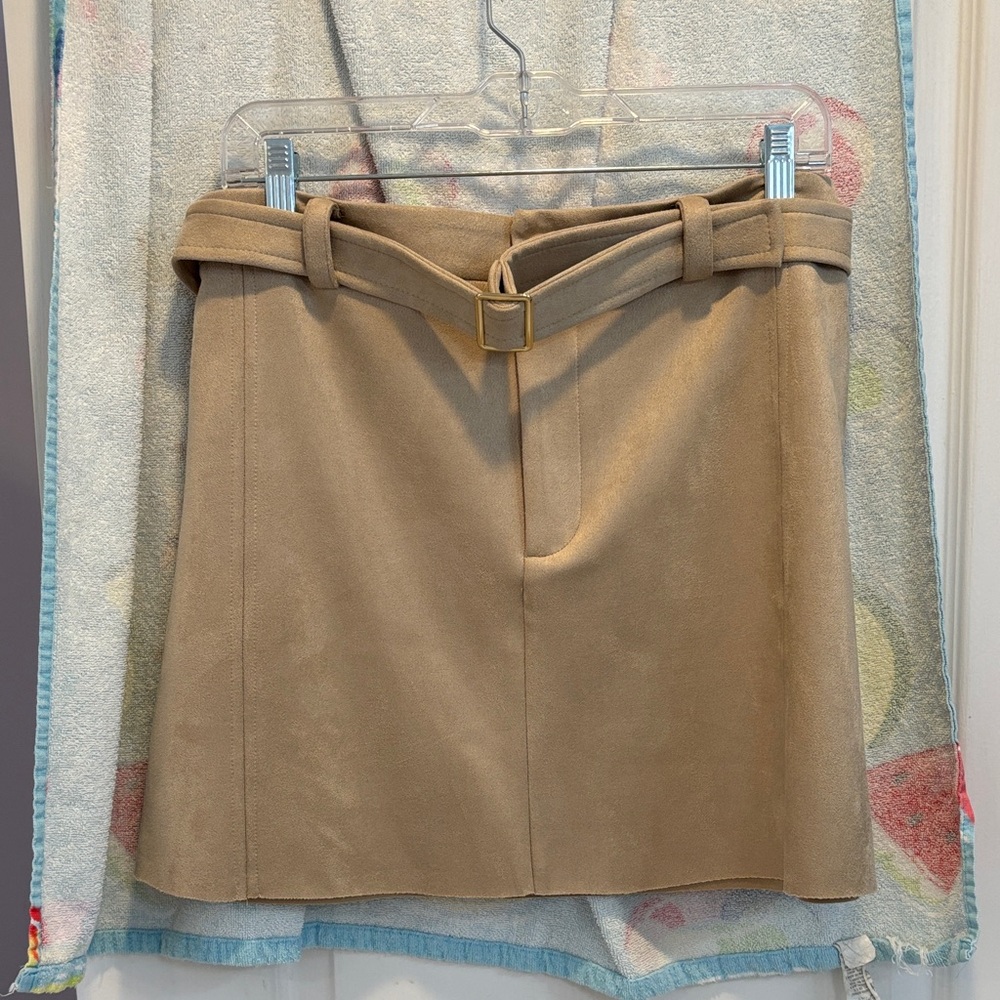 NWT Zara Tan Mini Skirt with Belt